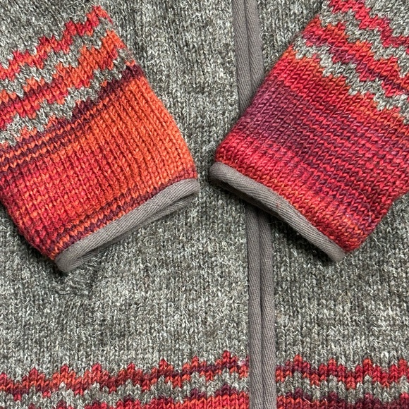 Laundromat Hooded Wool Knit Sweater Coat Pom Pom Alpine Fair Isle Size L - Picture 6 of 10